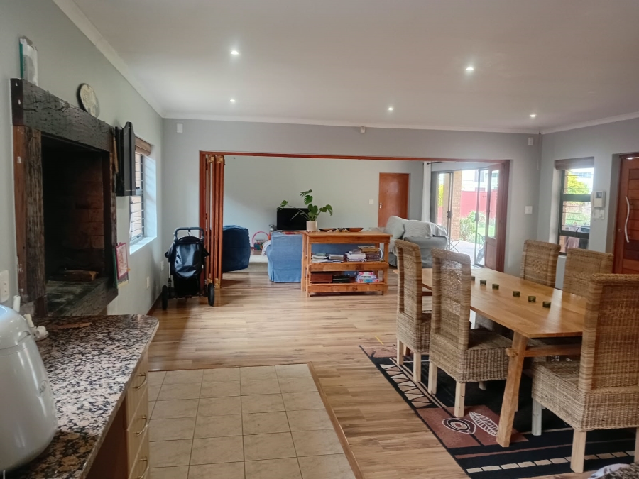 To Let 4 Bedroom Property for Rent in Twin Palms Western Cape